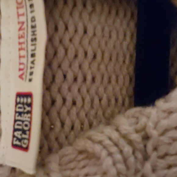 Faded Glory Missy Extra Large tan sweater with zipper and hood - Picture 3 of 7